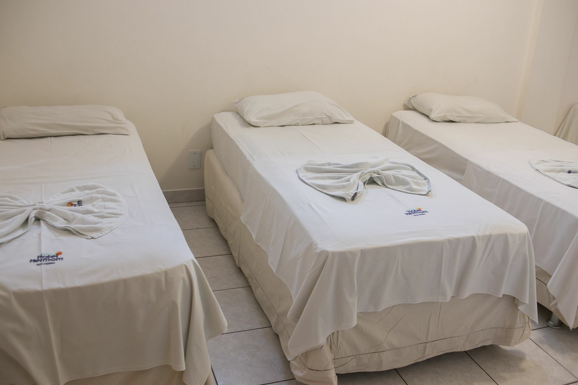 גויאניה M & A Hotel מראה חיצוני תמונה